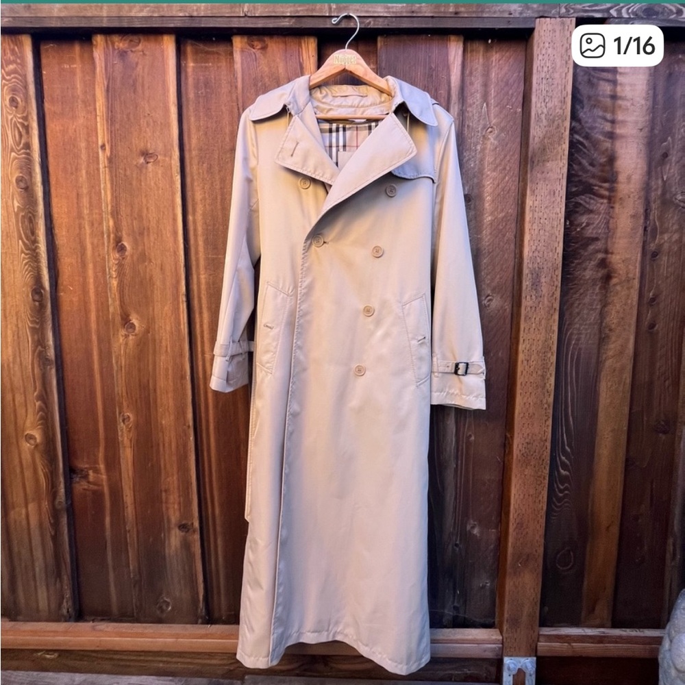 Burberry Classic Beige Trench Coat
